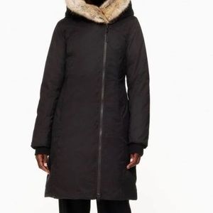 Aritzia Babaton St Moritz Parka.  Burgundy